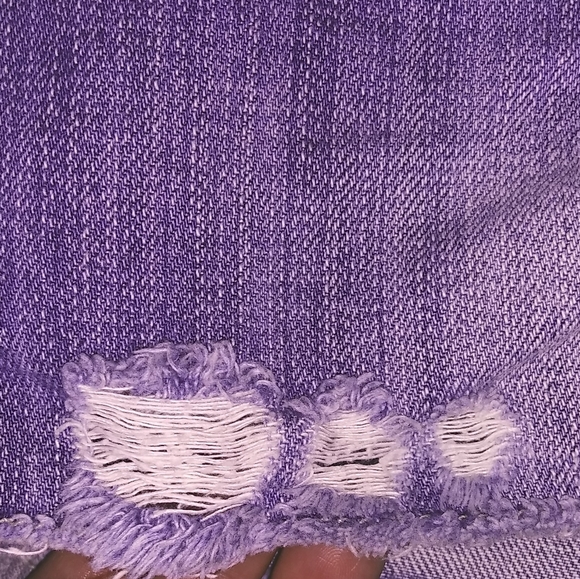 American Eagle Shorts - Picture 3 of 8